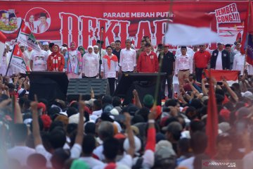 Jokowi minta warga Jember perangi hoaks