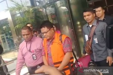 KPK tahan hakim PN Semarang Lasito