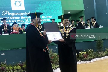 UINSA Surabaya anugerahi Soekarwo doktor kehormatan pendidikan islam