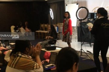 Putri Presiden Kahiyang Ayu Hadiri "Beautypreneur" di Surabaya