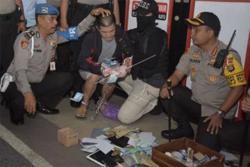 Sepuluh narapidana narkoba LP Kerobokan dipindahkan ke Nusakambangan