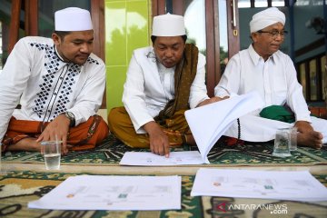 Pemilu di Madura; berharap tuah dari kalangan pesantren