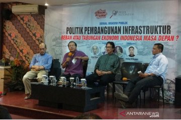 Faisal Basri sarankan penyelesaian sawit  lewat diplomasi satu pintu