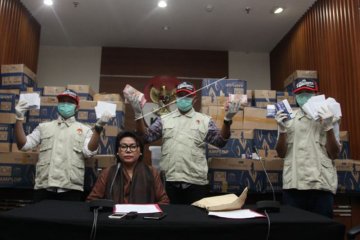 Barang Bukti OTT Bowo Sidik