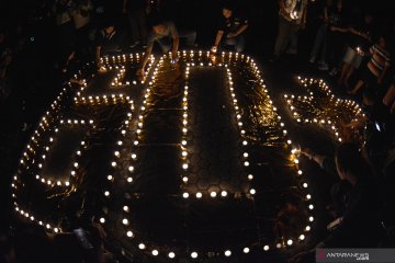 Peringatan "Earth Hour" di berbagai daerah