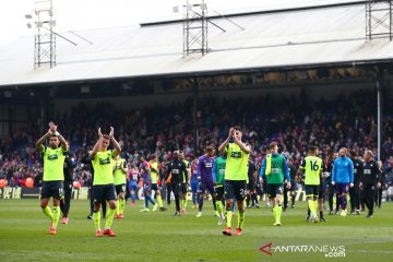 Huddersfield terdegradasi usai ditekuk Crystal Palace