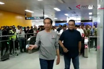 Presiden Jokowi tiba di stasiun MRT Bundaran HI