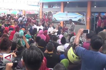 Presiden Jokowi Salurkan 700 UMi di Kota Kendari