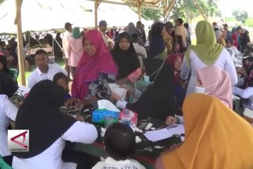 Ratusan warga desa nikmati pelayanan kesehatan gratis