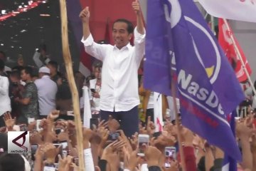 Di Kalsel Jokowi janji wujudkan kereta api Trans Kalimantan