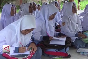 Hilangkan Kejenuhan Siswa di Kelas Terapung