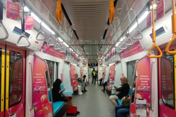 MRT sepi penumpang setelah dikenakan tarif komersial