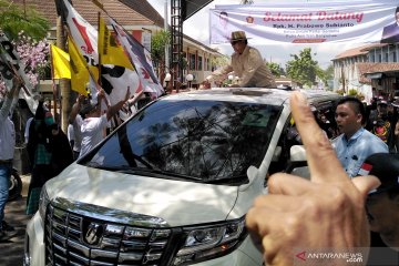 Prabowo Subianto tiba di Purwokerto