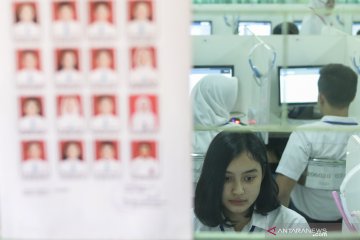 Pelaksanaan UNBK SMA di berbagai daerah