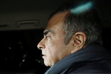 Mantan bos Nissan Ghosn kembali dibebaskan dengan jaminan