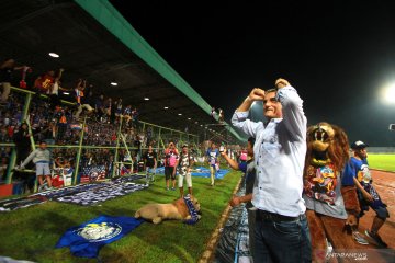 Arema kalahkan Kalteng Putra