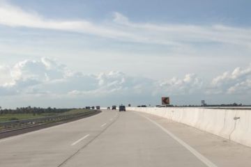 TOL TRANS SUMATERA  MAKIN RAMAI