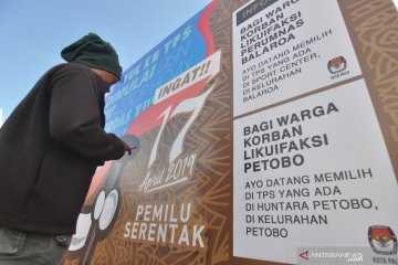 Pelipatan dan sortir kertas suara pemilu di Palu belum rampung