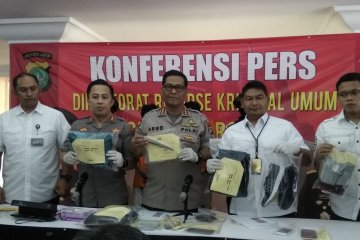 Dua pelaku curas modus taksi daring diciduk polisi