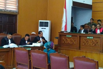 Dua saksi tidak hadir, sidang Ratna Sarumpaet ditunda