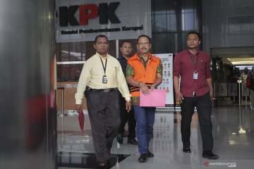 KPK menahan Sekda Kota Malang Cipto Wiyono