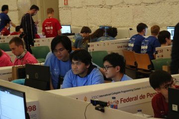 Mahasiswa UI torehkan prestasi kompetisi pemrograman dunia