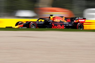 Hamilton nantikan ancaman dari Red Bull di GP China