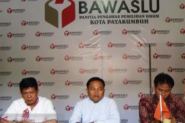 Bawaslu Payakumbuh proses dugaan politik uang