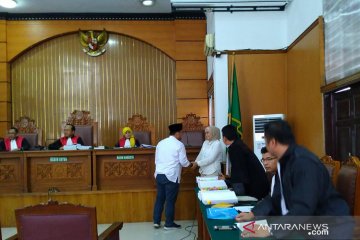 Dahnil mengaku kaget dan marah saat mengetahui Ratna dianiaya