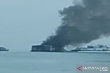 Kapal tambang timah milik   PT Timah terbakar