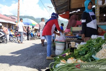 Aktifitas warga Kota Luwuk normal pascagempa