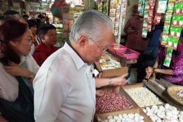 Menteri Perdagangan pantau kondisi harga bahan pokok di Palangka Raya