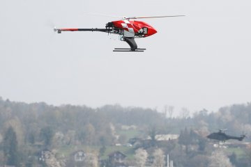 Drone tak berizin ganggu penerbangan bandara Changi Singapura