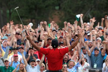 Tiger Woods juarai turnamen Masters 2019