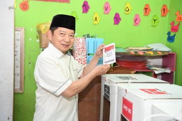 Plt Ketum PPP salurkan hak pilihnya di Tasikmalaya