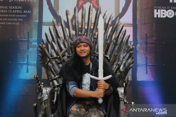 Ada Iron Throne dan Ice Dragon dari "Game Of Thrones" di mal