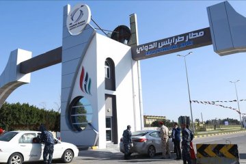 Serangan udara hantam bandar udara internasional Mitiga, Libya