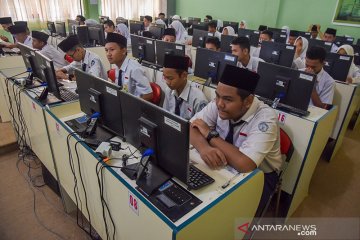 Peningkatan tarif sekolah picu inflasi di Riau