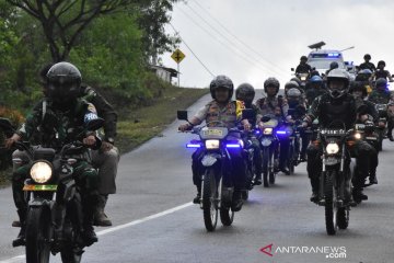 TNI-Polri patroli keliling pantau rekapitulasi surat suara