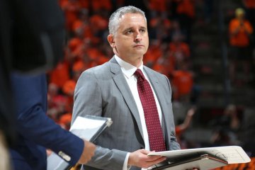 Phoenix Suns pecat pelatih Kokoskov