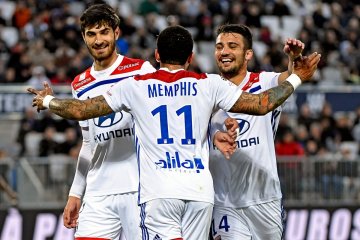 Lyon bangkit tundukkan 10 pemain Bordeaux 3-2