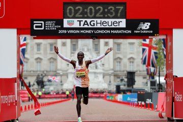 Pelari Kenya kuasai lomba lari London Marathon 2019