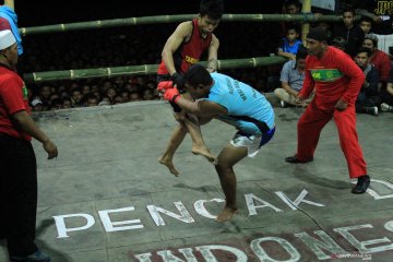 Tradisi Pencak Dor menyambut Ramadhan