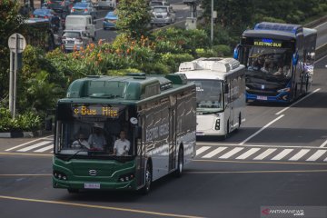 Transjakarta tunggu langkah Gubernur dan Presiden terkait bus listrik
