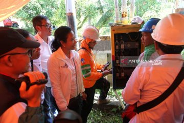 Menteri BUMN tinjau perbaikan listrik pascabanjir dan longsor Bengkulu