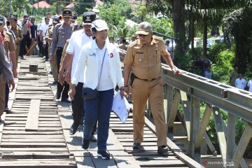 Menteri BUMN tinjau banjir Bengkulu