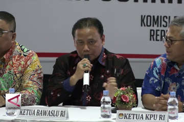 Bawaslu dan KPU himbau semua pihak tunggu rekapitulasi KPU