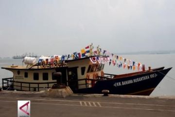 Menhub hibahkan 24 kapal pelayaran rakyat di Surabaya