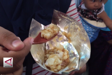 Pemilu lancar, Pasar Gede Solo bagikan bubur sumsum gratis