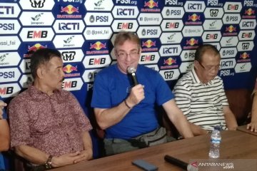 Pelatih baru Persib direncanakan langsung pimpin laga kontra Borneo FC